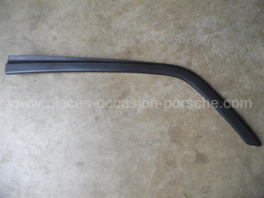 Aileron AR latéral G Porsche 944 - NEUF